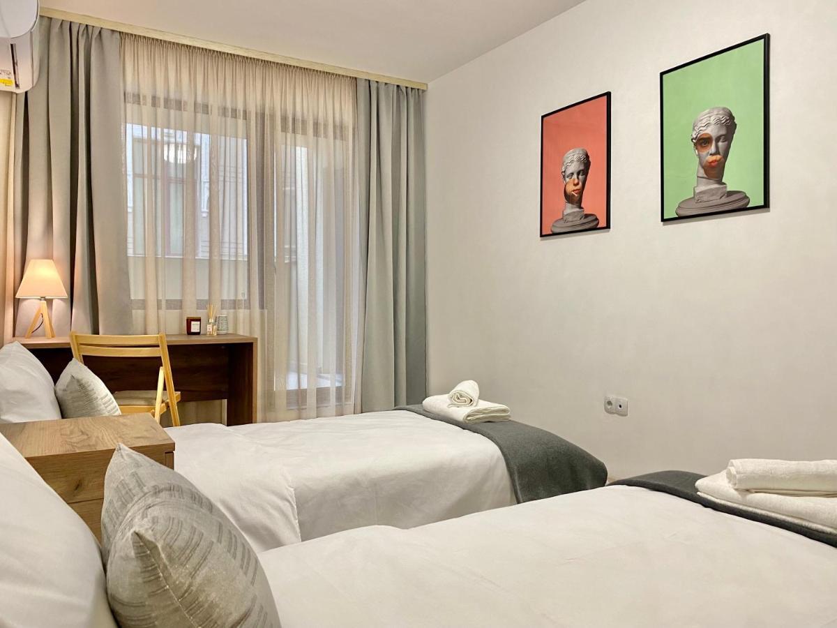 Spacious & Cozy 2 Bed With Work Space & Fast Wi-fi * Стара Загора